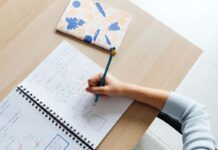 【essay の添削:接続詞と接続副詞 2】and / so / because / there 【essay の添削:接続詞と接続副詞 2】and / so / because / there