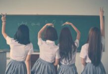 小学4年生で帰国し、公立の小学校に通っています。学校生活には問題はないのですが、英語力の低下が心配です。このままではせっかく身につけてきたものが無駄になってしまうような気がします。何とか英語力を維持していく方法はないものでしょうか。 LEO 注目画像